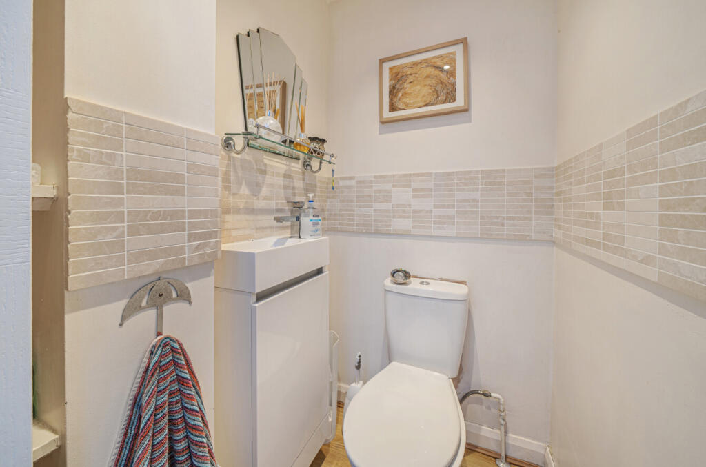 1383195-31-69272c...