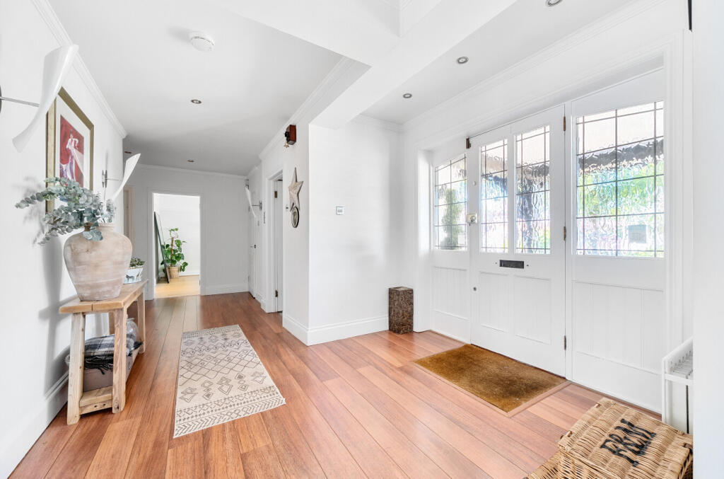 1320235-18-687209...