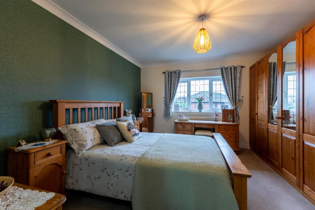 21 Peacock Avenue-020.jpg