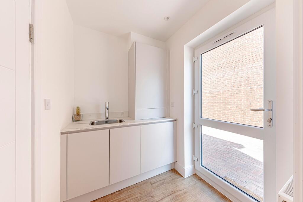 Utility Room (1)