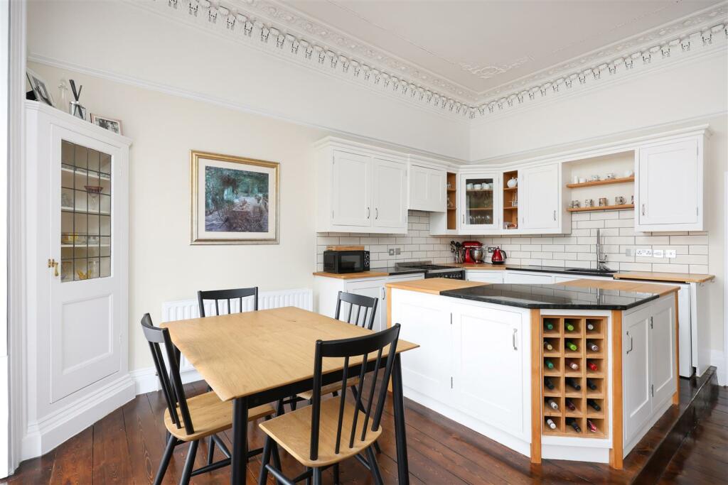 FFF 9 Charlotte St 23.JPG