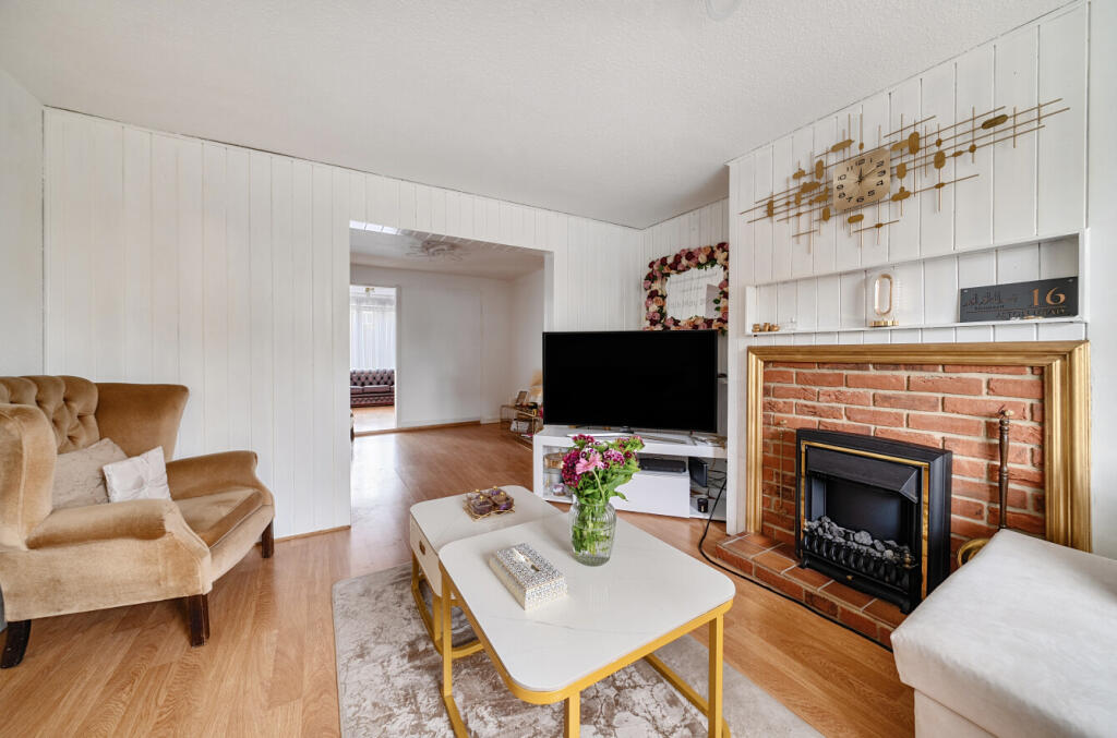 1304215-4-6841829...