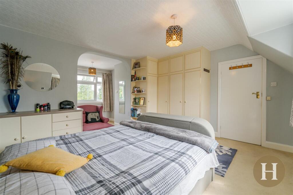 Hadleigh Estate Agents-28.jpg