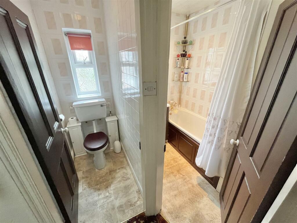 Separate WC