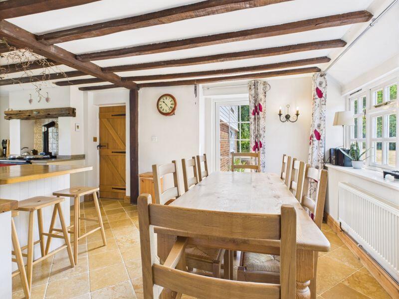 Dining &amp; kitchen 