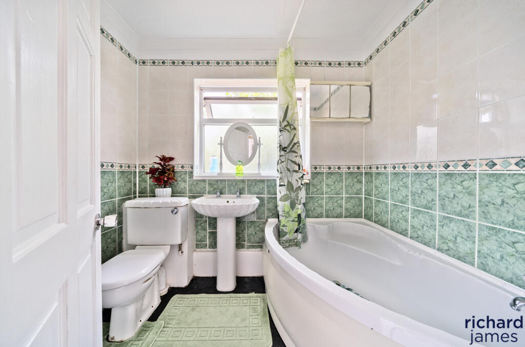 60bf64a93d93495081e8bbdd16379220