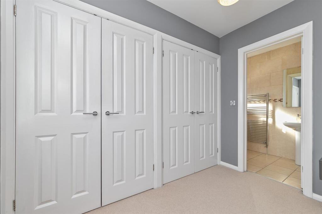 15BlackthornClose-46.jpg