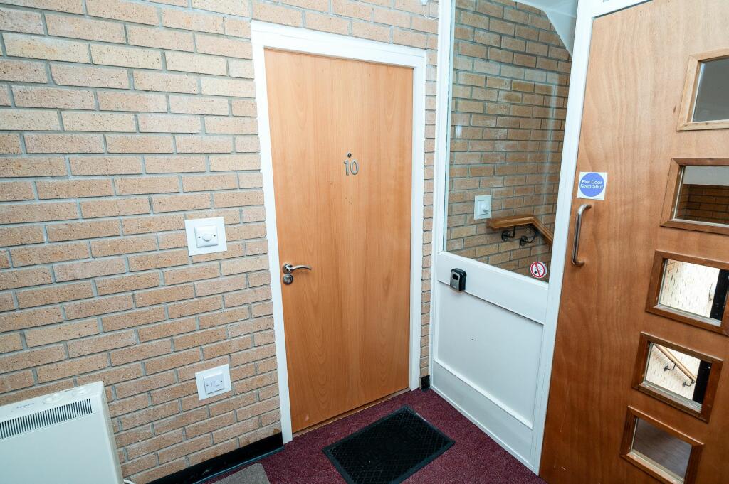 ENTRY WAY AND HALL WAY