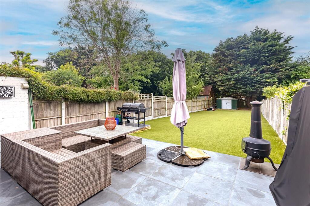 7 Chapel Road    (33).jpg