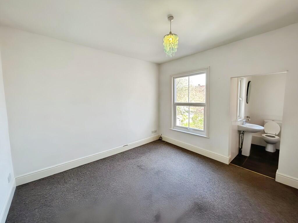 553898ac-WhatsApp...