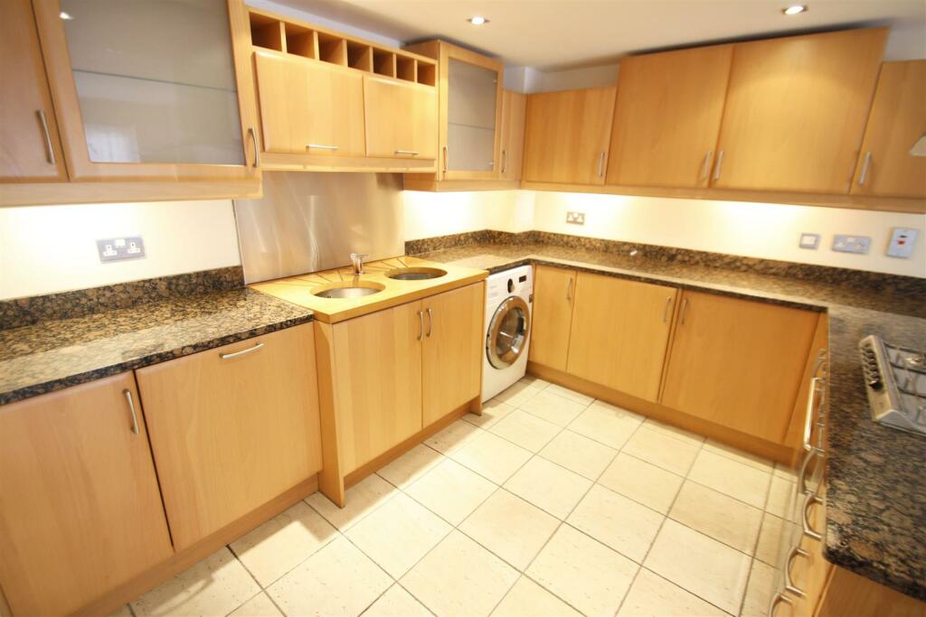 Kitchen.jpg