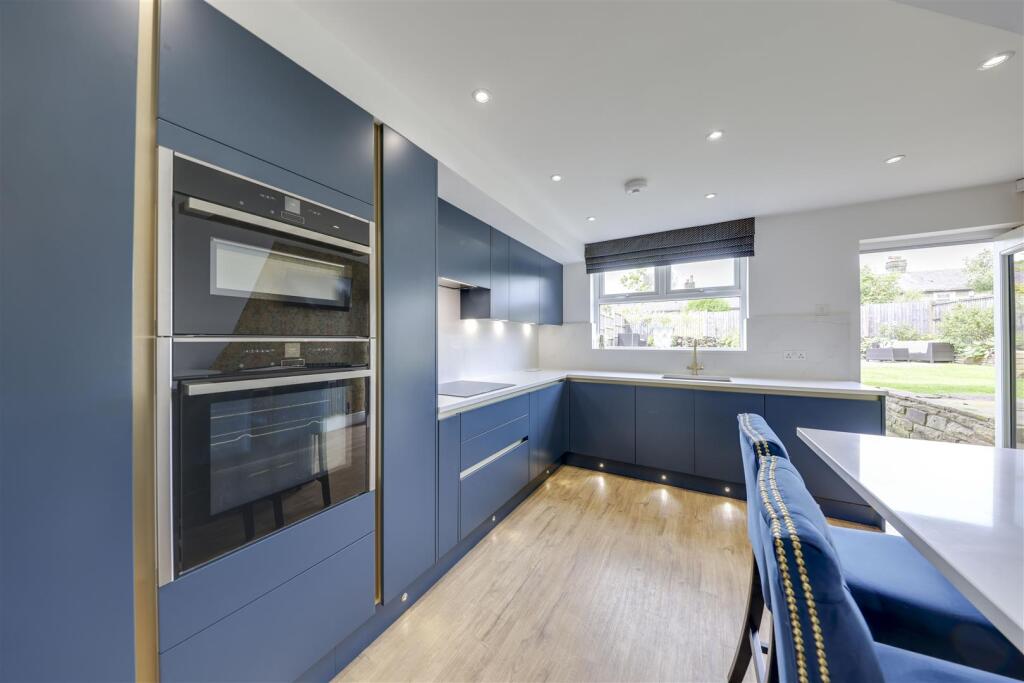 Breakfast Kitchen Alt