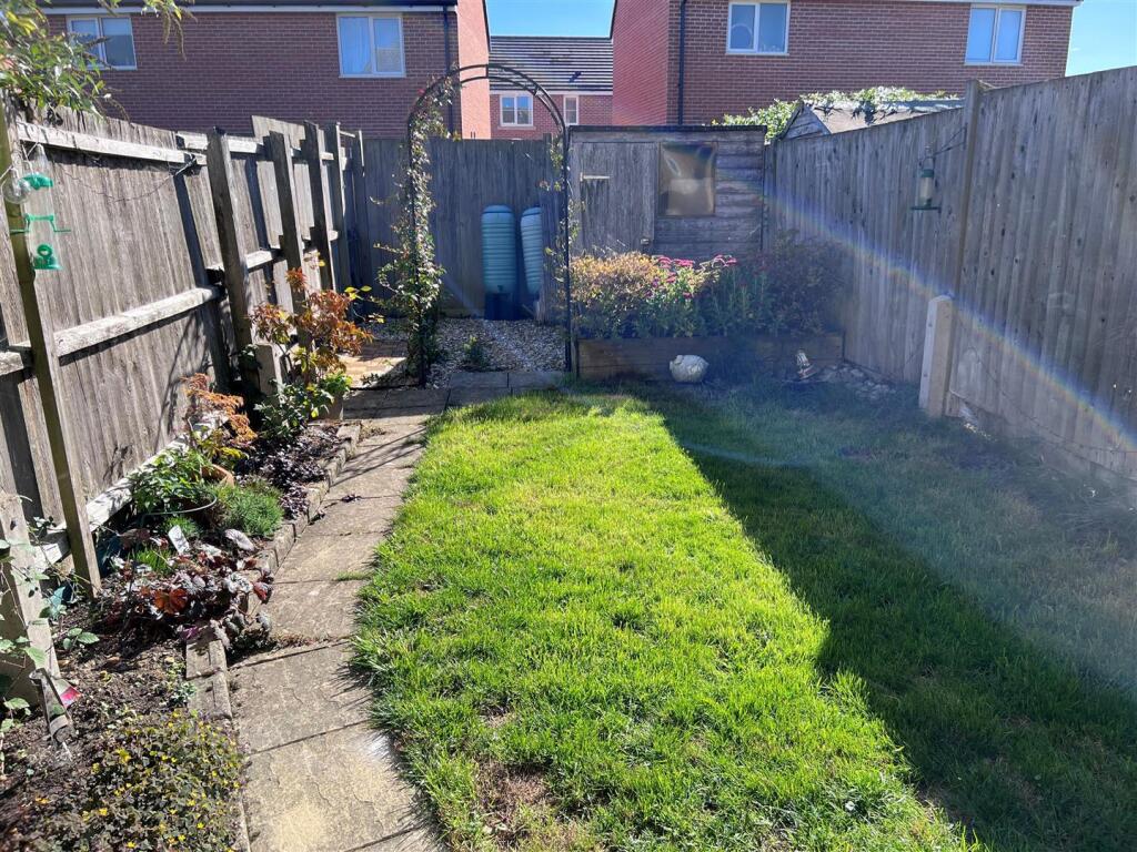 rear garden 1.jpg