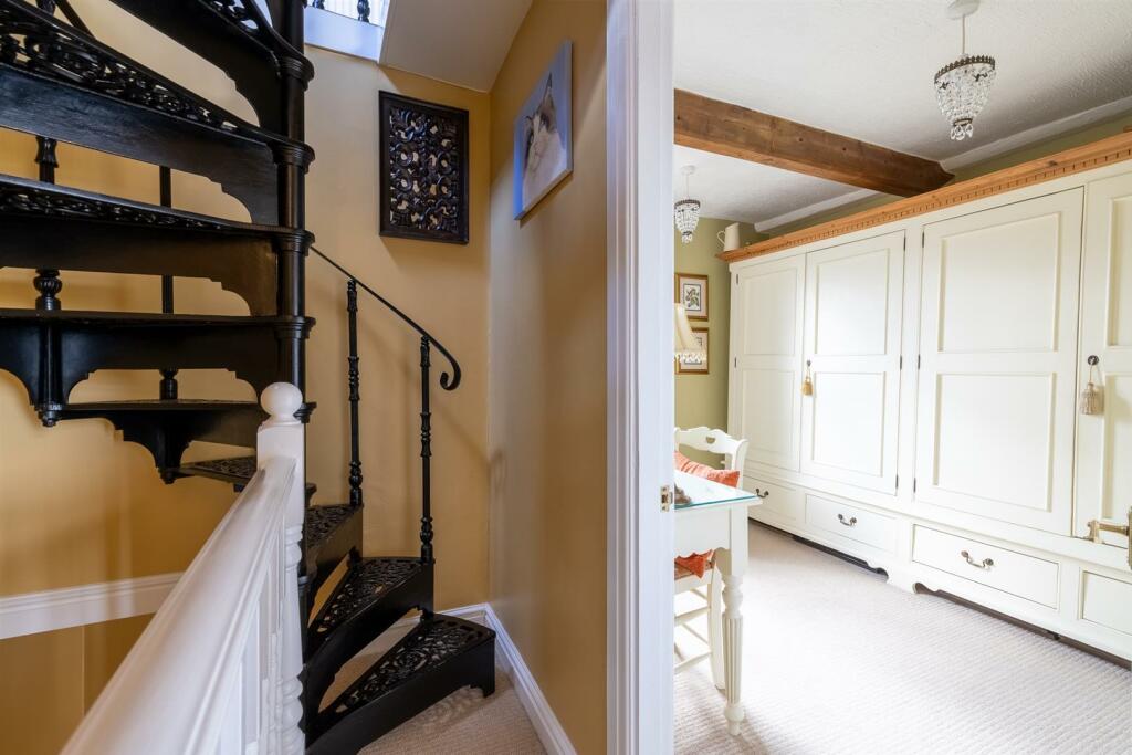 Fisherman's Cottage-25.jpg