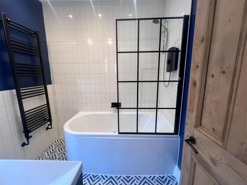 Bathroom .jpg