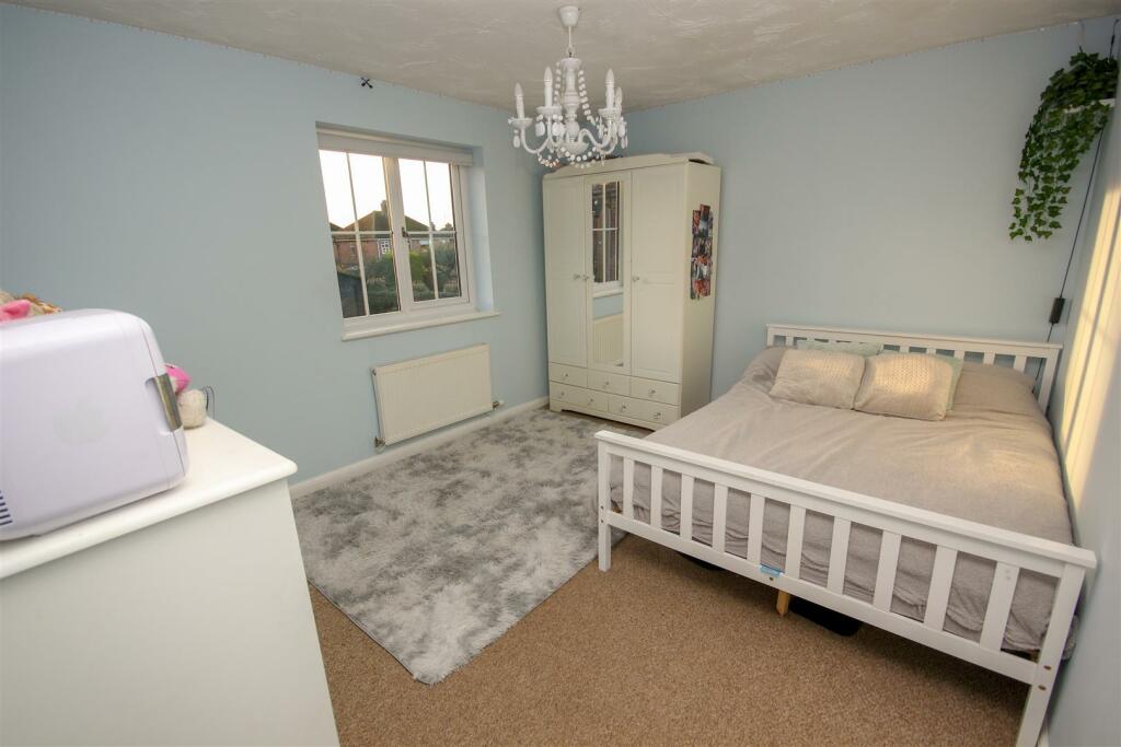 Bedroom 2..jpg