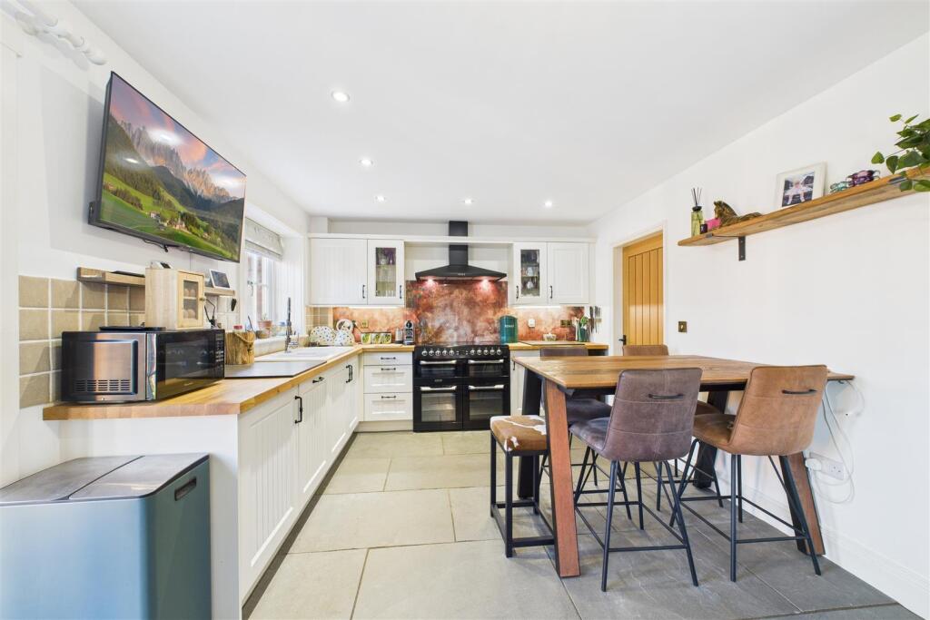 Kitchen Diner