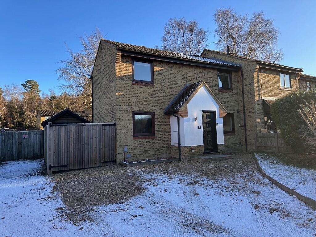 Pewsey Vale, Bracknell, Berkshire, RG12