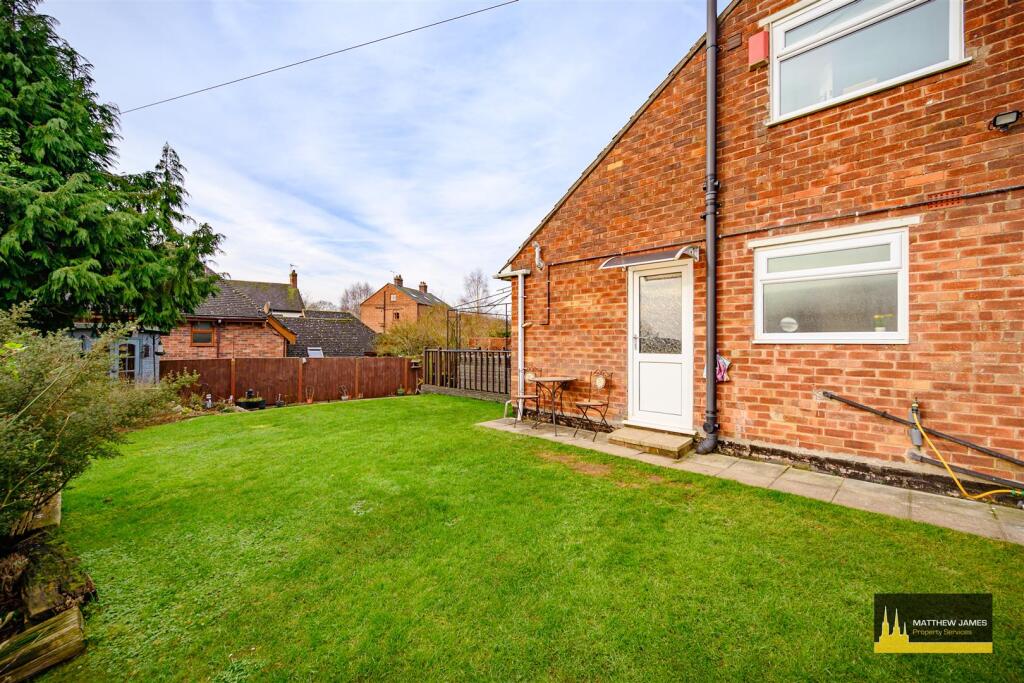 Garden To Front &amp; Side