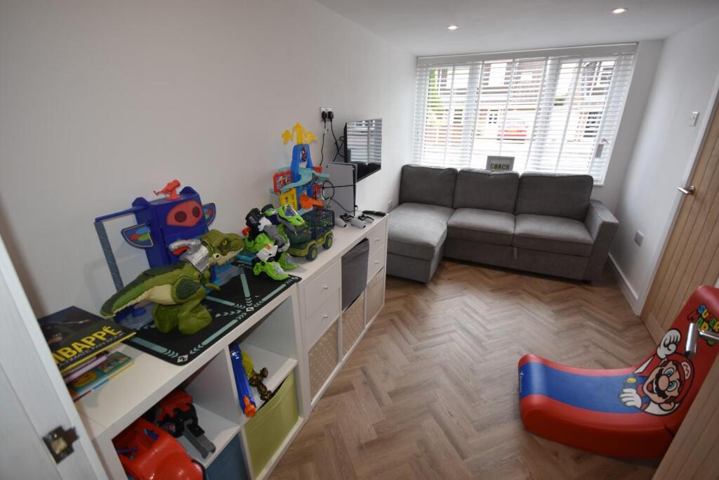 FAMILY ROOM/BEDROOM FOUR