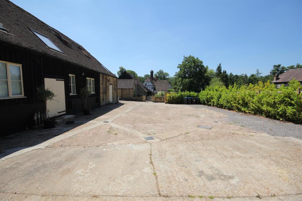 East Barns External 2018 (2).JPG