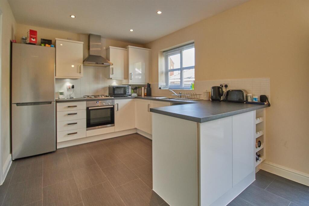 Bader Close Hinckley  7.jpg