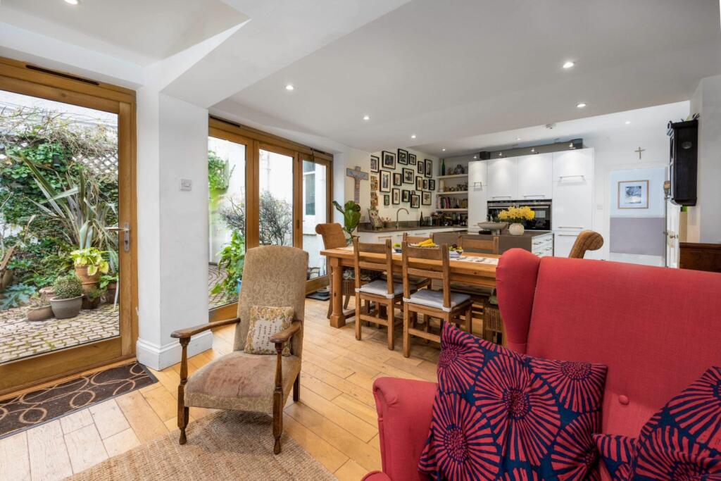 Kitchen/Family Room