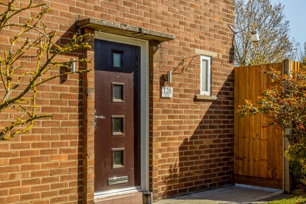 120 Brownlow Crescent (Pinchbeck)-8
