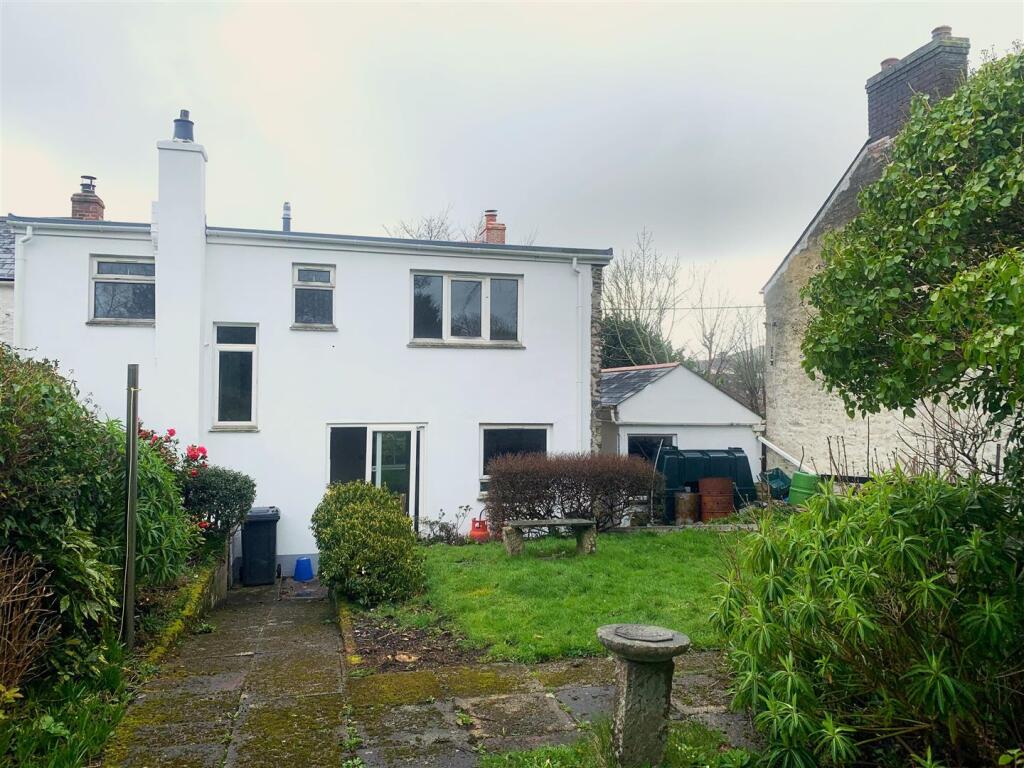 Rear of property.jpeg