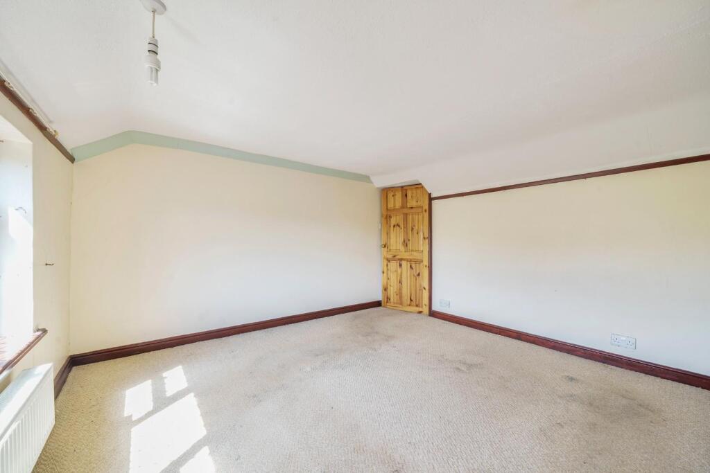 BEDROOM TWO.jpg