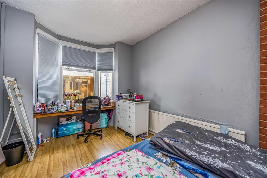 66 Manners Road, Southsea-Small-PorticoMarketing-N