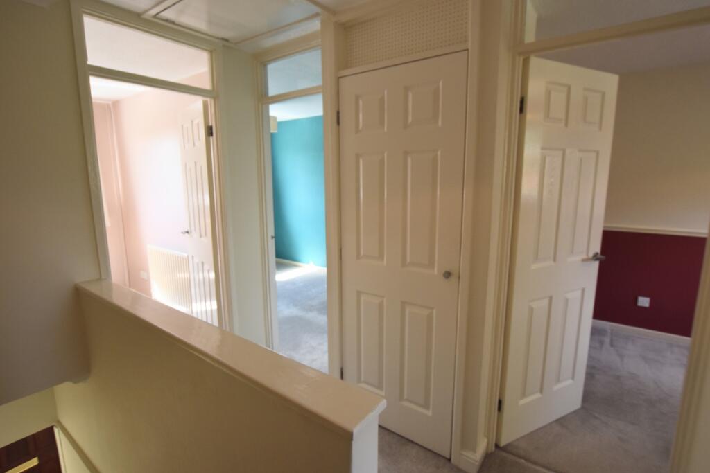 39 Carroll Close landing