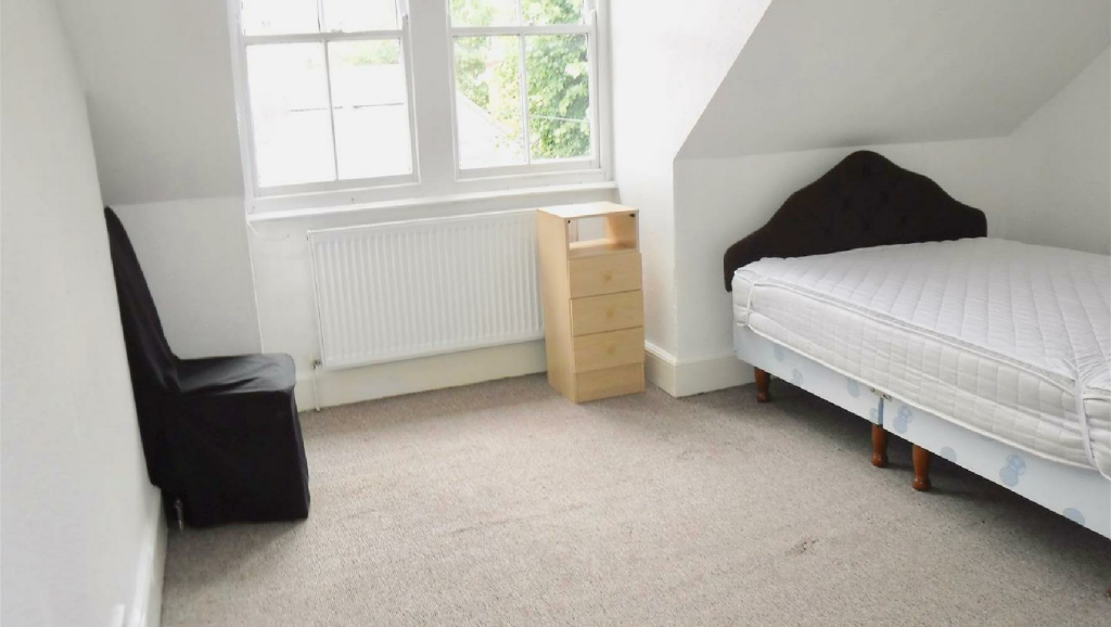 14 BRAZIL ST FLAT 2-02.png