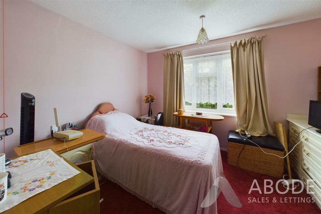 CAM04151G0-PR0042-STILL006.jpg