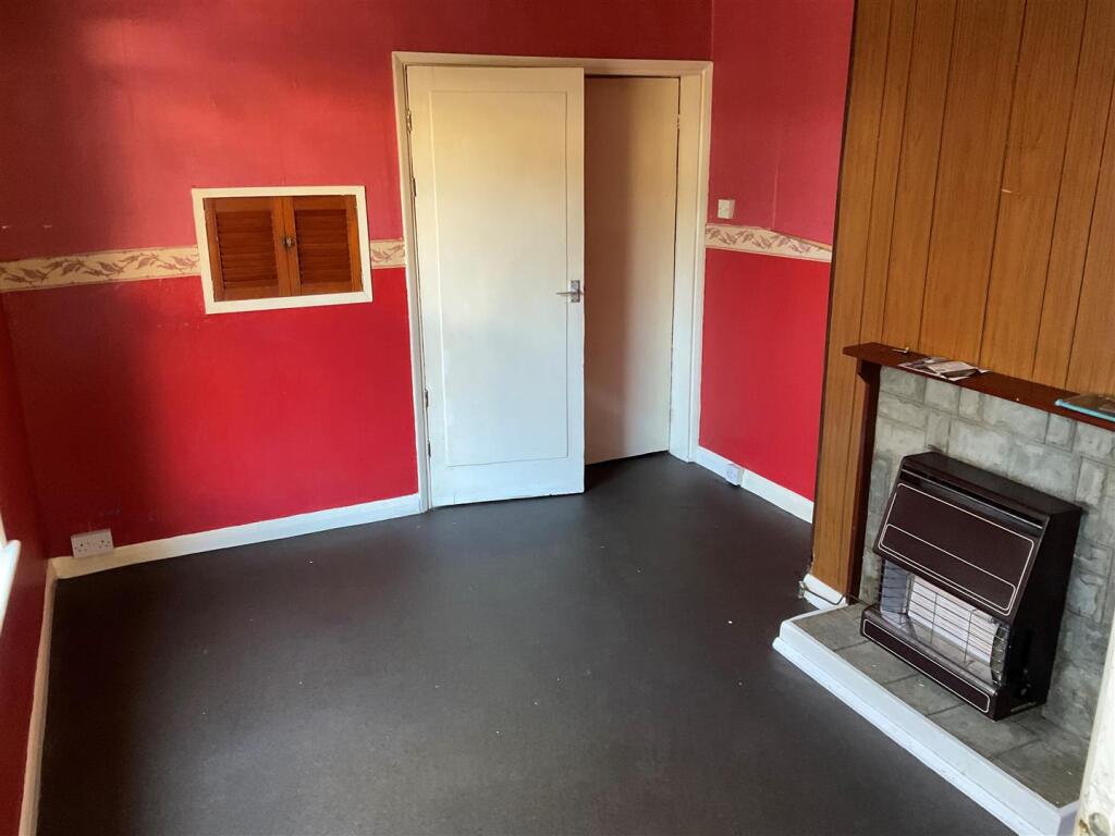 Breakfast Room pic2.jpg