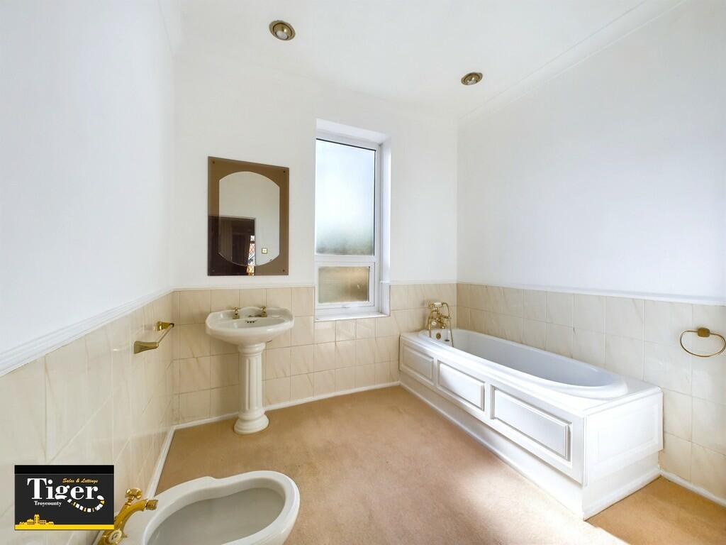 CAM03440G0-PR0158...