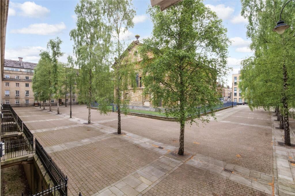 Square View