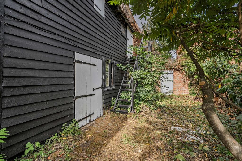 Barn