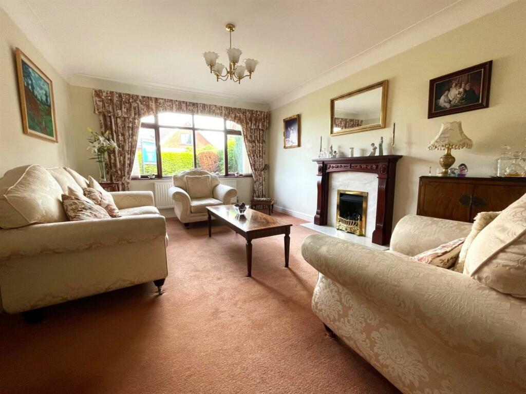 thumbnail_IMG_6009 - Copy.jpg