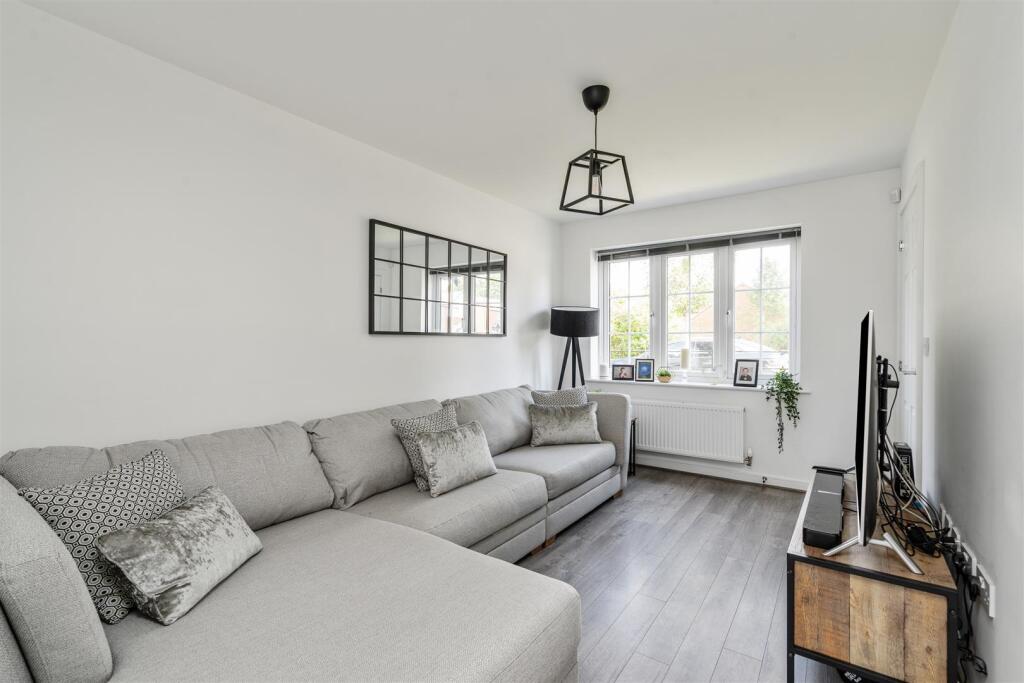 28 Dewberry Road_6.jpg