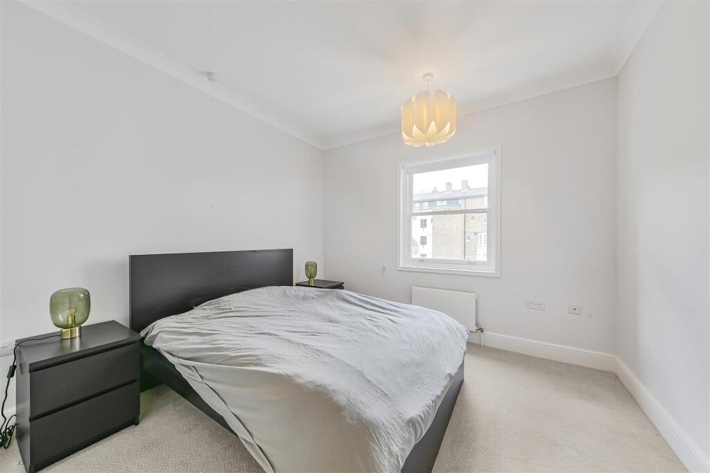 Bedroom photo 1.jpg