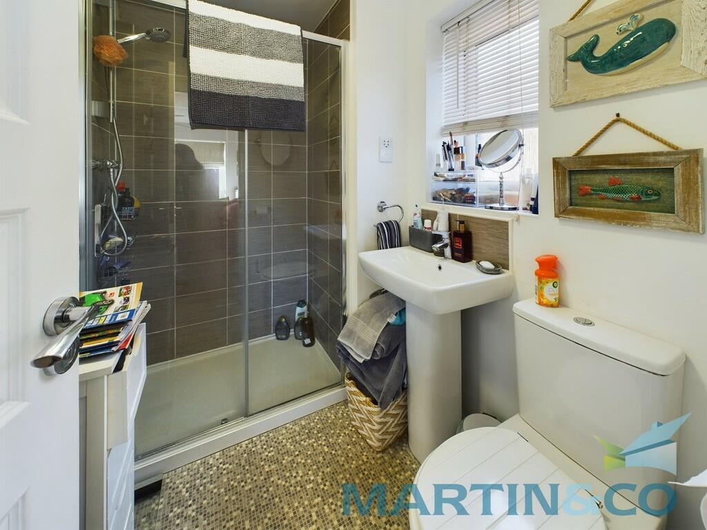 CAM01870G0-PR0144...