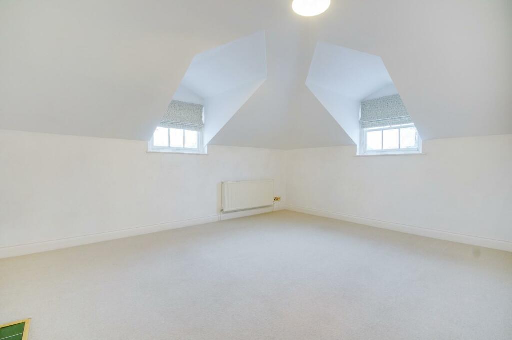 Living Room 1.jpg