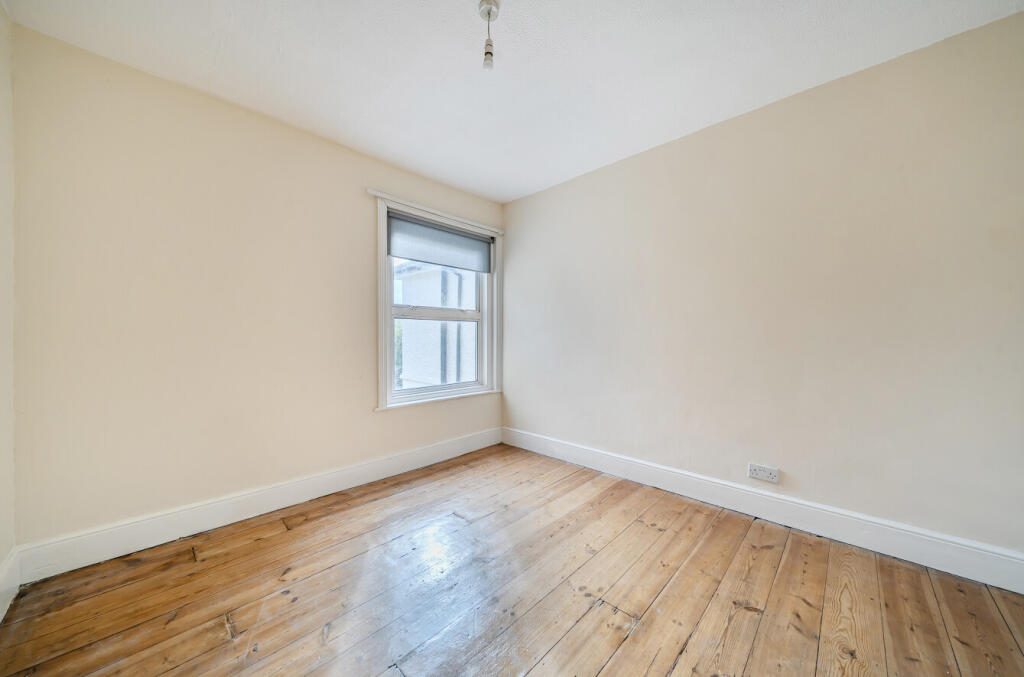 1347509-10-68b1b7...