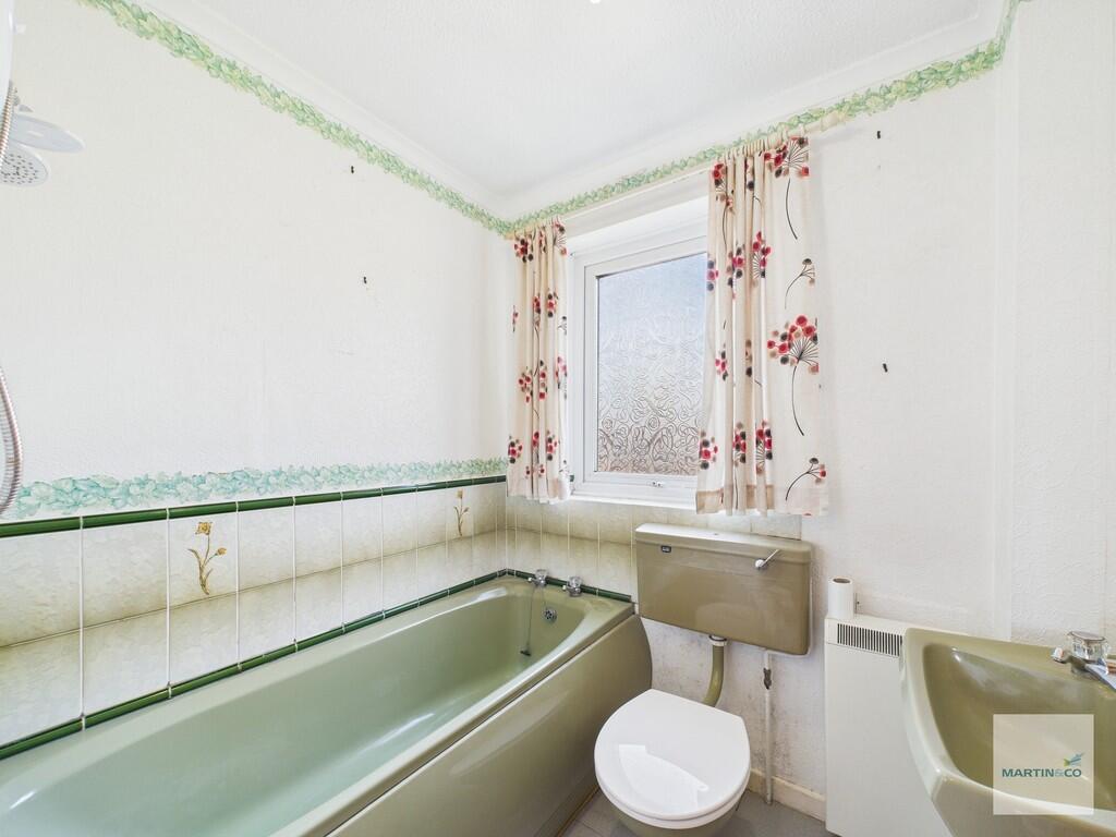 CAM03394G0-PR0268...