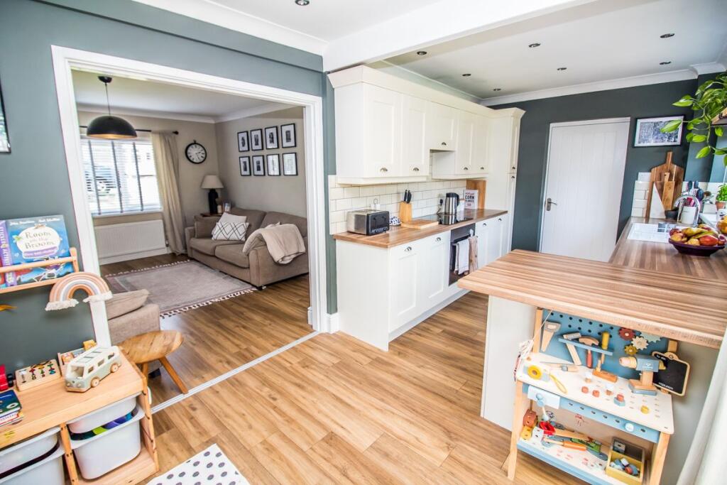 Dining/Lounge/Kitchen.