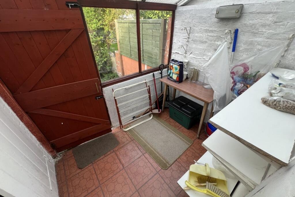 Lean To/Conservatory