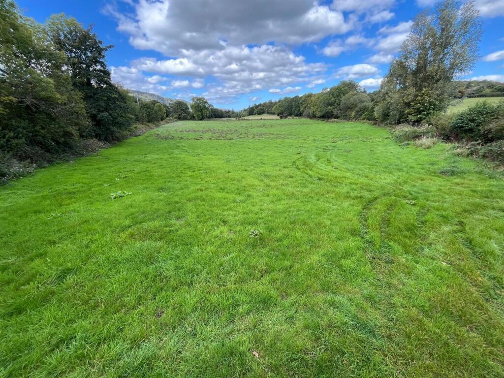 Land Known As Scolwyn Field, Llanrwst Conwy
