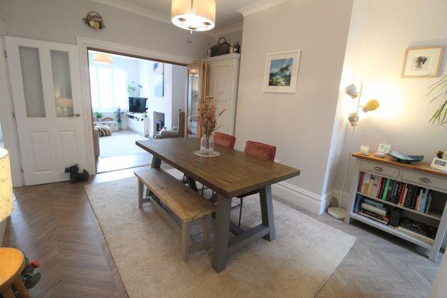 R Dining Room (3).jpg