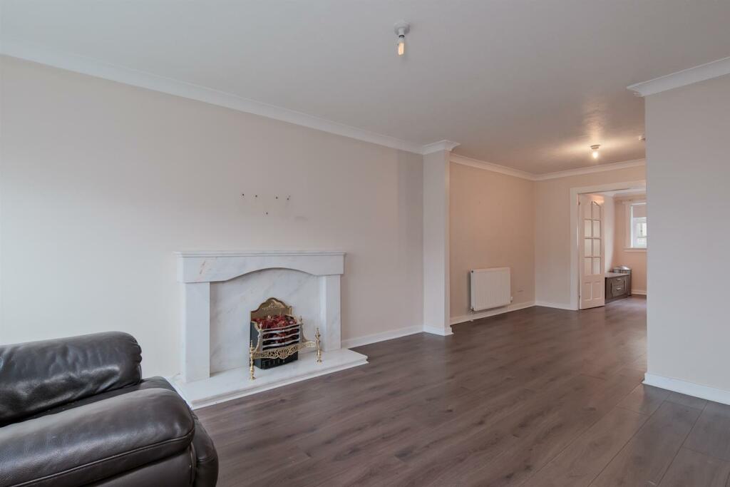 013-22 Ross Gardens Motherwell, ML1 3BE.jpg